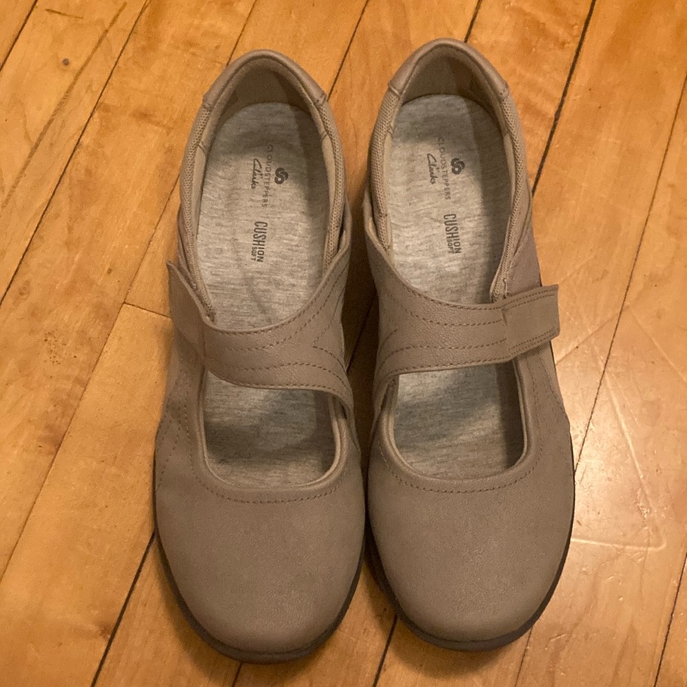 Cloudsteppers Clarks Maryjane’s Size 8.5